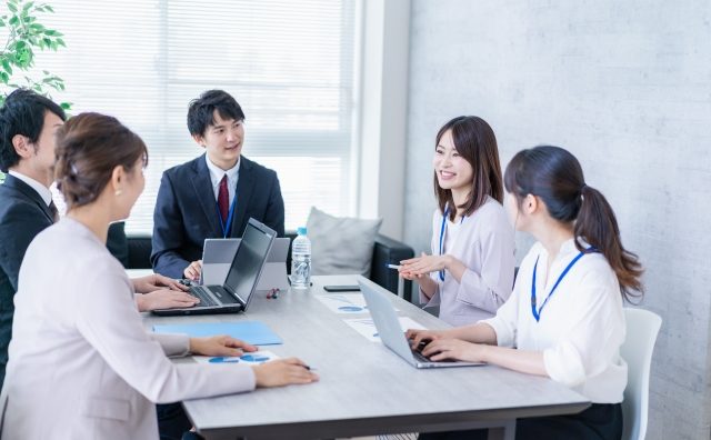 創業400年超のユニークな化学メーカーで購買・調達職　　