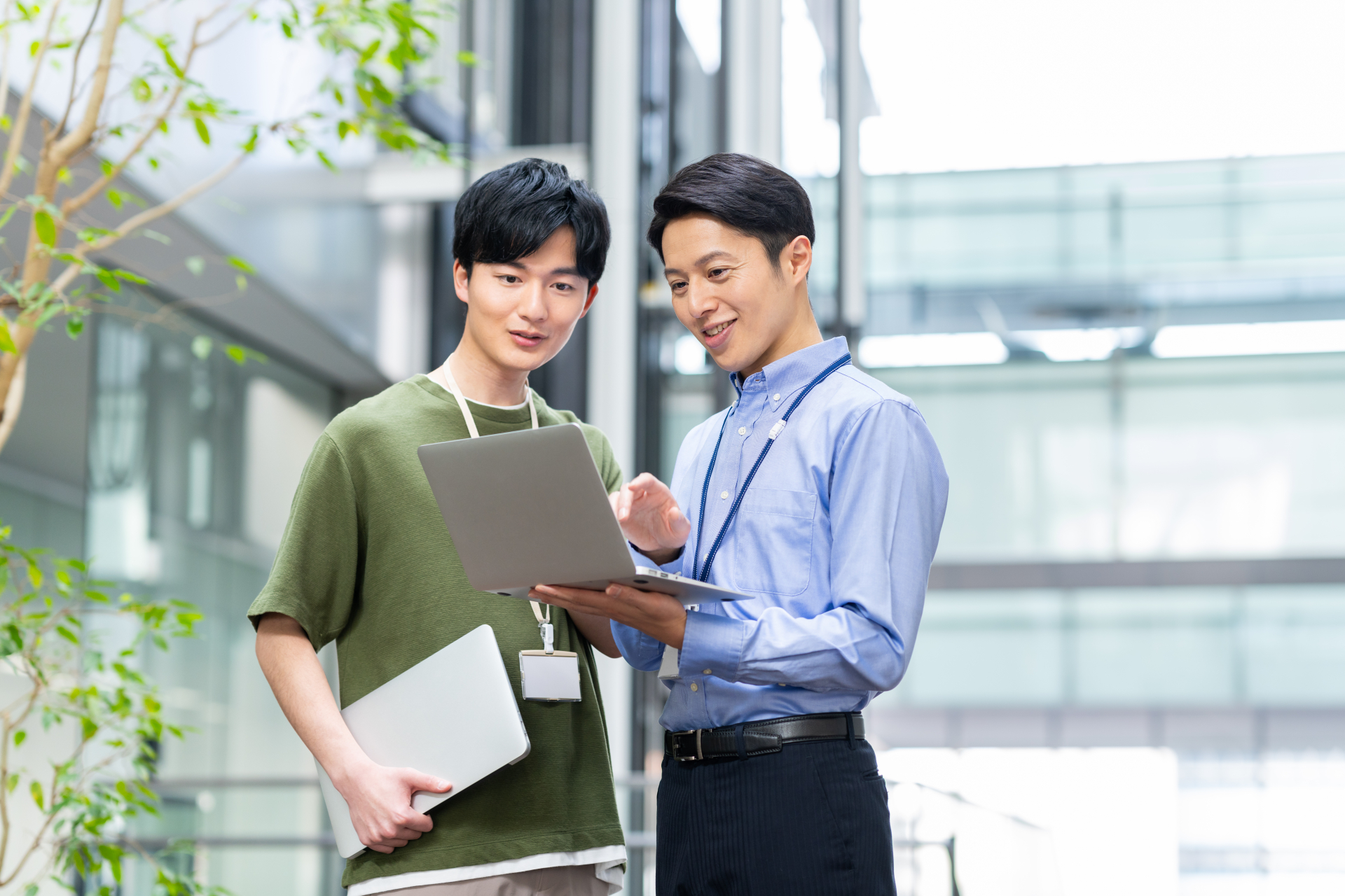 CAD設計エンジニア｜設計～組立まで一貫担当｜少数精鋭・土日祝休み